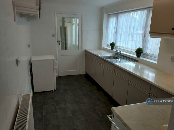 3 Bedroom Terraced House To Rent In Immingham, Immingham, DN40