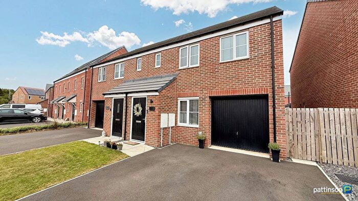 3 Bedroom Semi-Detached House For Sale In Walton Heath Way, Ashington, NE63