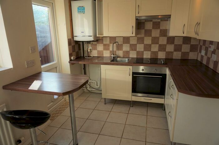 2 Bedroom Semi-Detached House To Rent In Glan-y-Ffordd, Taffs Well, CF15