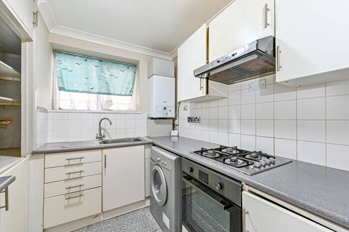 1 Bedroom Flat To Rent In Bayham Place, Camden Town, London, NW1