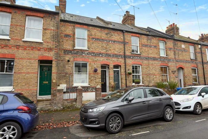 2 Bedroom Terraced House To Rent In Oxford Road, Windsor, SL4
