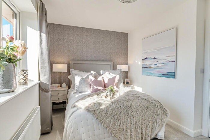 2 Bedroom Semi-Detached House For Sale In Willow Fields, Cranleigh, GU6