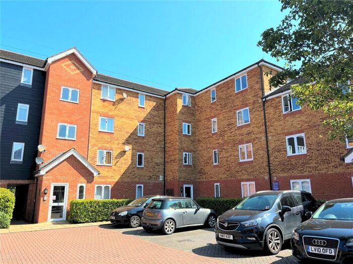 2 Bedroom Apartment To Rent In Dunlop Close, Dartford, Kent, DA1