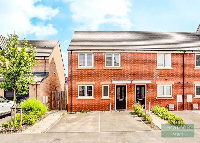 3 Bedroom End Of Terrace House For Sale In Rother Close, Gateshead, Hebburn, NE31