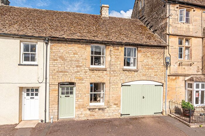 3 Bedroom Terraced House For Sale In High Street, Sherston, SN16