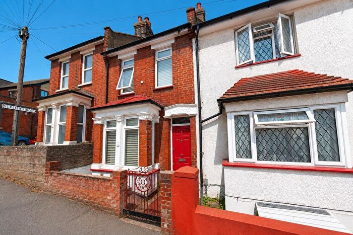 2 Bedroom Terraced House For Sale In Ross Street, Rochester, ME1
