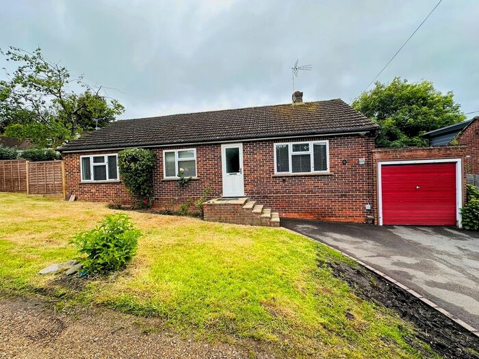 2 Bedroom Bungalow To Rent In Rose Hill, Binfield, RG42