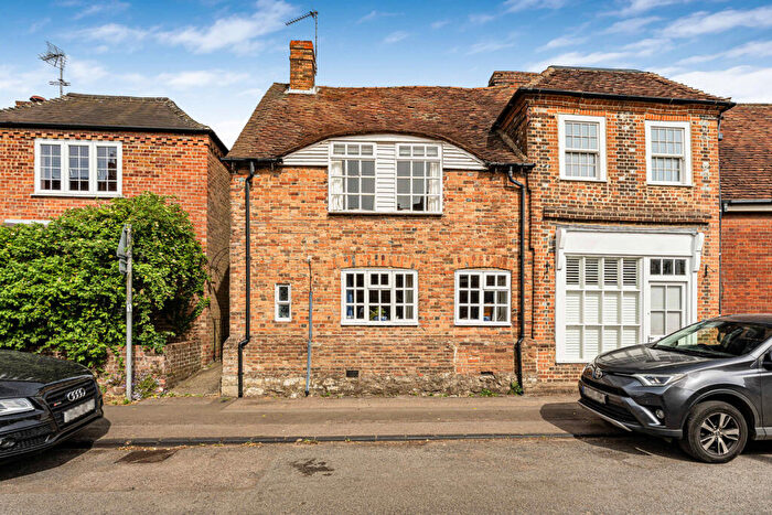 2 Bedroom End Of Terrace House For Sale In Temple Street, Brill, HP18