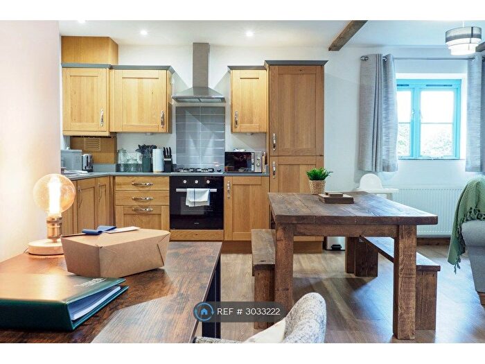 3 Bedroom Bungalow To Rent In Penwarne Road, Falmouth, TR11