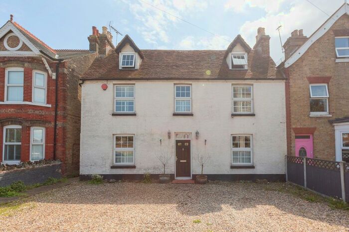 6 Bedroom Semi-Detached House To Rent In Canterbury Road, Margate, CT9