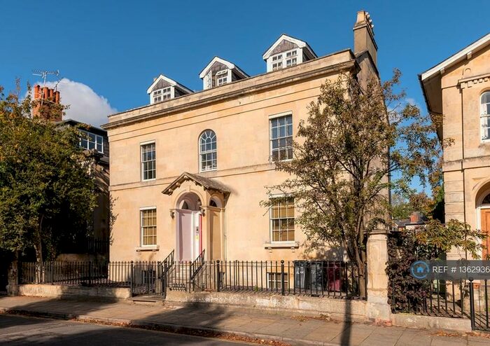 1 Bedroom Flat To Rent In Eldon Square, Reading, RG1