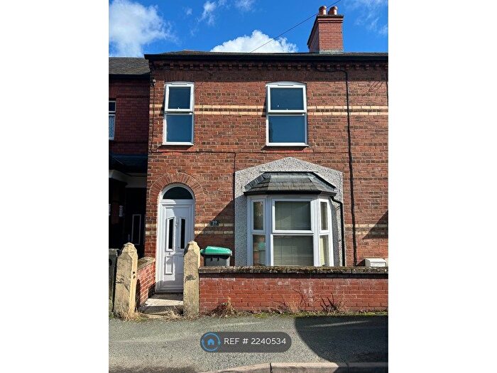 4 Bedroom Terraced House To Rent In Talbot Road, Wrexham, LL13