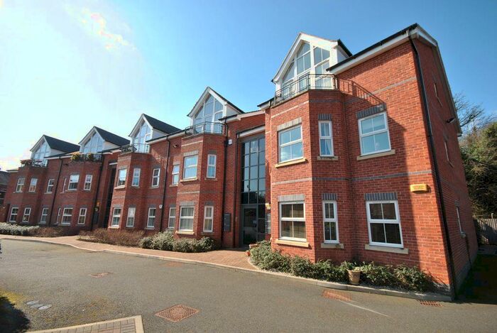 2 Bedroom Penthouse To Rent In Willoughby Court, West Bridgford, NG2