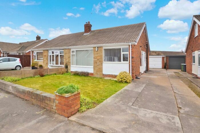 2 Bedroom Bungalow To Rent In Wendel Avenue, Barwick In Elmet, Leeds LS15