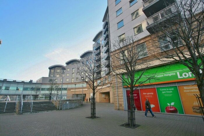 2 Bedroom Flat To Rent In Alencon Link, Basingstoke, RG21