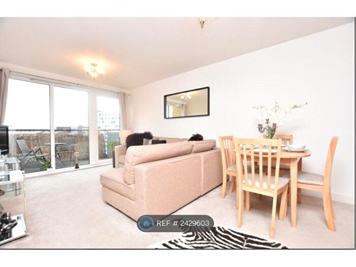 2 Bedroom Flat To Rent In Tarves Way, London, SE10