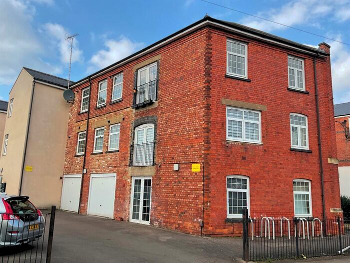 2 Bedroom Flat To Rent In Northampton Road, Wellingborough, NN8