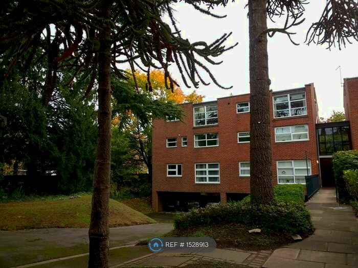 2 Bedroom Maisonette To Rent In Russell Court, Oxford, OX2