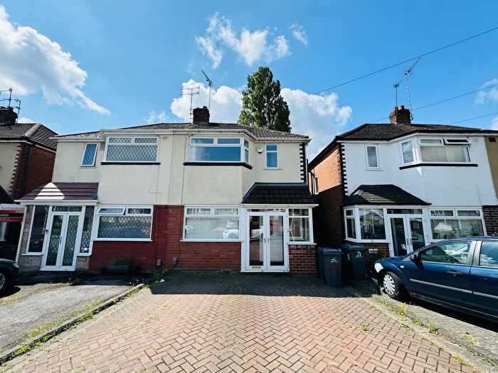 2 Bedroom Semi-Detached House To Rent In Lower White Road, Birmingham, West Midlands, B32