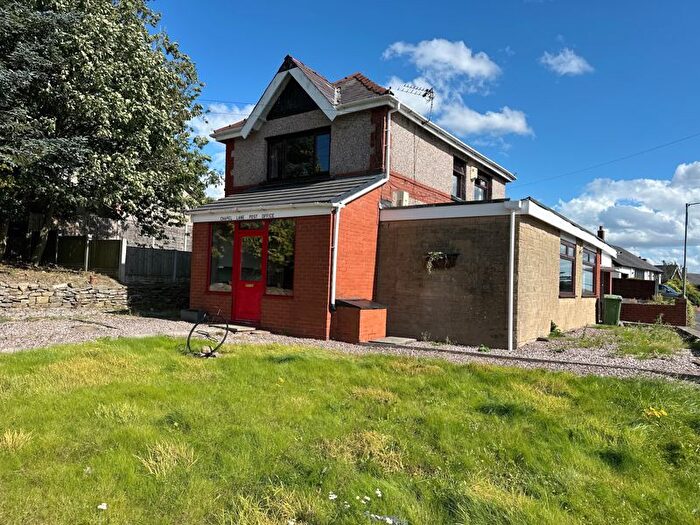 Detached House For Sale In New Chapel Lane, Bolton, BL6