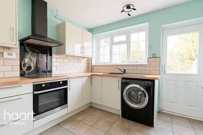 3 Bedroom End Of Terrace House For Sale In Burges Road, Norwich, NR3