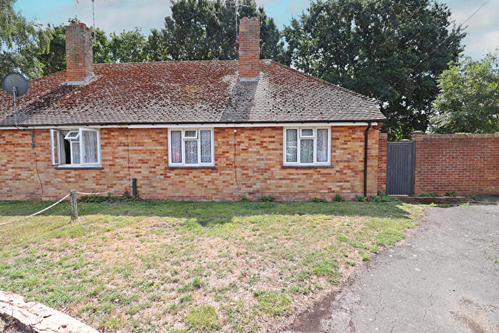 2 Bedroom Semi-Detached Bungalow For Sale In Rodney Close, Bognor Regis, PO21