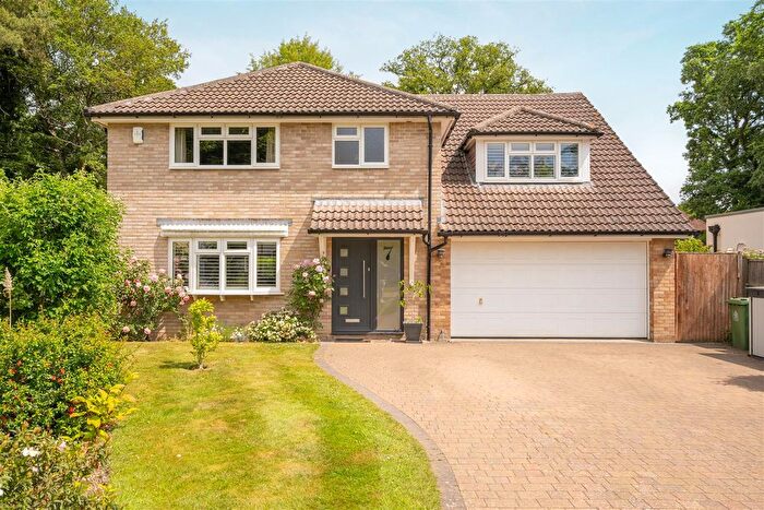 5 Bedroom Detached House For Sale In Oaklands Drive, Ascot, SL5