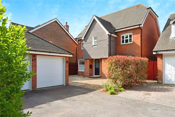 4 Bedroom Detached House For Sale In Dean Way, Storrington, Pulborough, West Sussex, RH20