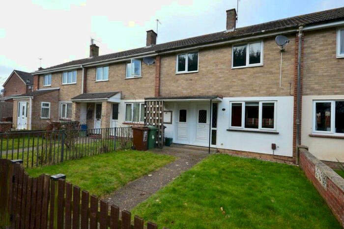 3 Bedroom Terraced House To Rent In Horsham Walk, Corby, NN18