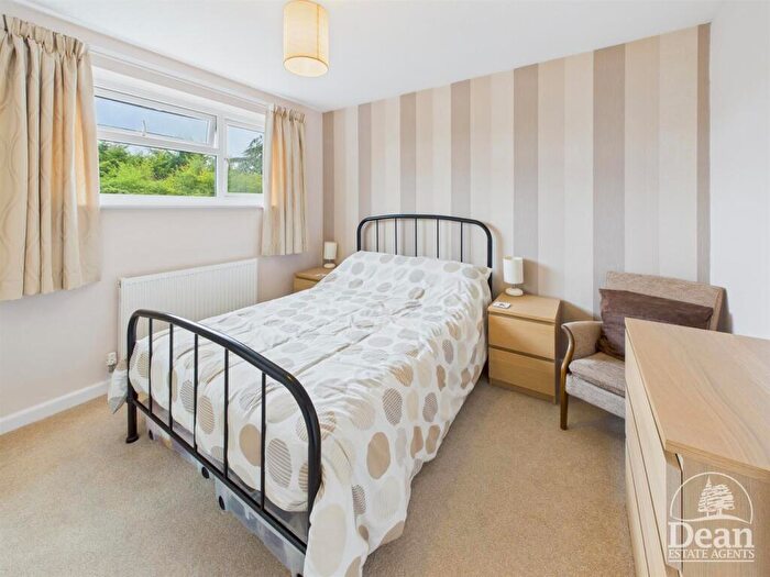 4 Bedroom Detached House For Sale In Bracken Close, Lydney, GL15