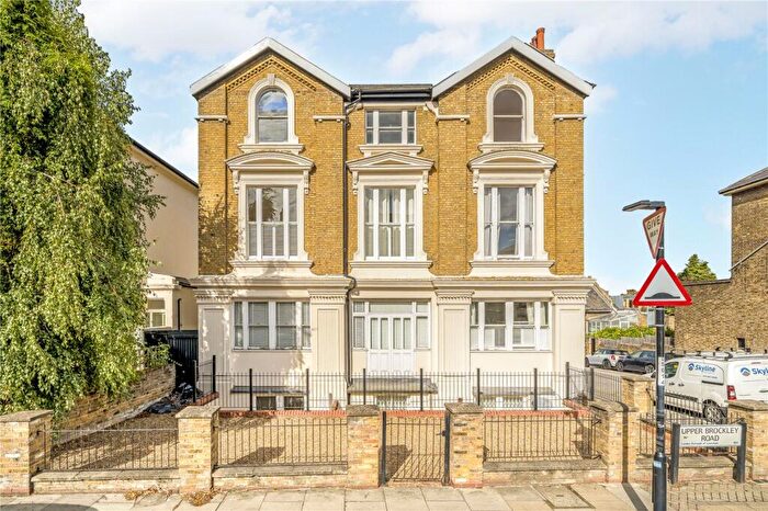 2 Bedroom Apartment For Sale In Upper Brockley Road, Brockley, SE4