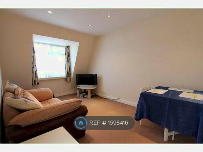 1 Bedroom Flat To Rent In College Road, Harrow On The Hill, HA1