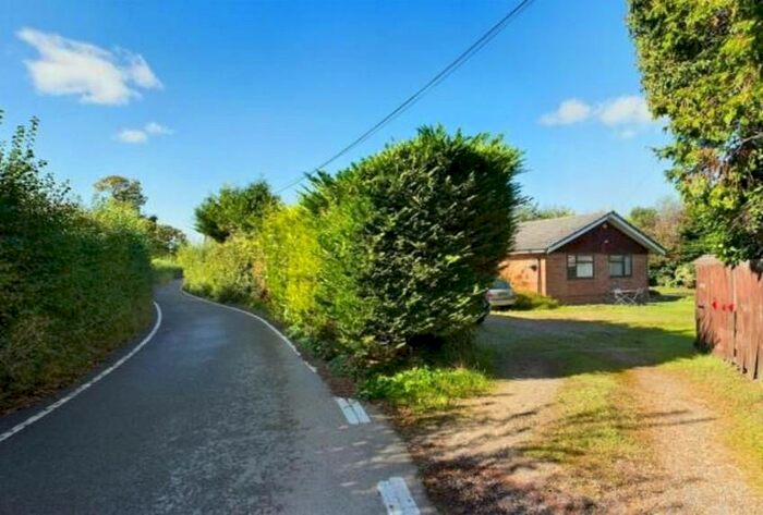 3 Bedroom Detached Bungalow To Rent In Springwell Lane, Harefield, Uxbridge, UB9