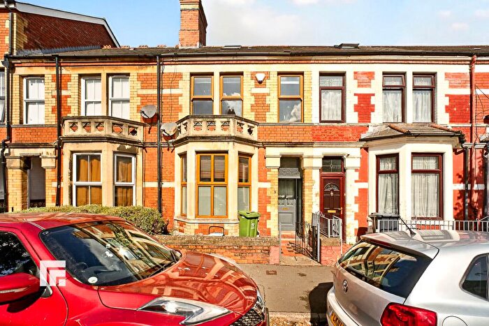 4 Bedroom Terraced House For Sale In Cymmer Street, Grangetown, Cardiff, CF11