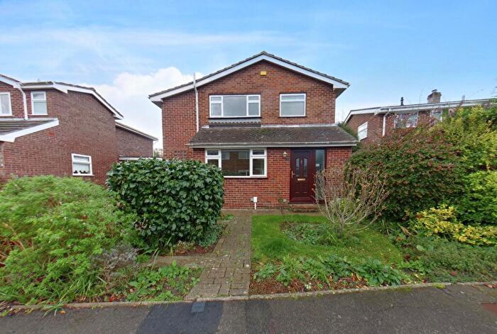 4 Bedroom Detached House To Rent In Darren Close, Stubbington, PO14