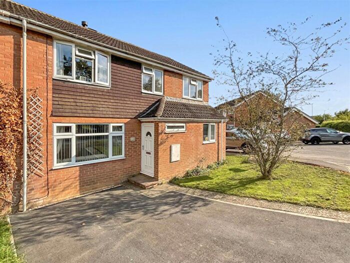 4 Bedroom Semi-Detached House For Sale In Cricklade, SN6