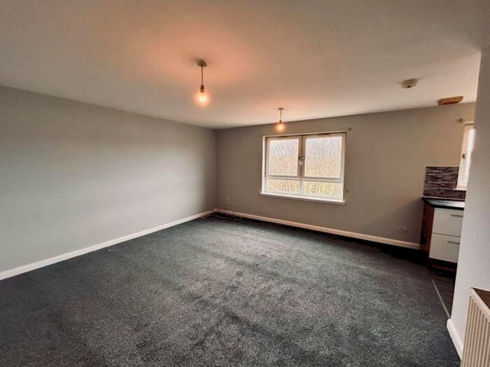 2 Bedroom Flat To Rent In Sanderling, Lesmahagow, ML11