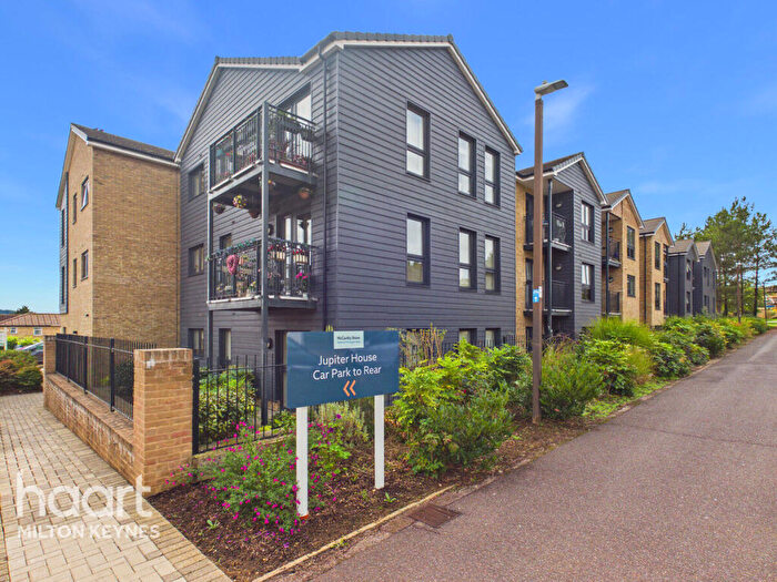 1 Bedroom Apartment For Sale In Hindhead Knoll, Walnut Tree, MK7