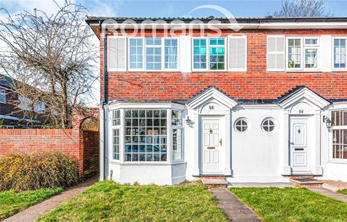 3 Bedroom End Of Terrace House To Rent In Chestnut Manor Close, Staines-Upon-Thames, Surrey, TW18