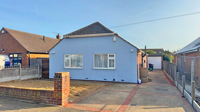 3 Bedroom Detached Bungalow For Sale In Bishopstone Drive, Bishopstone, Herne Bay, CT6