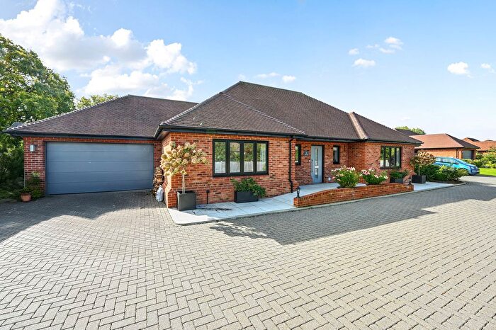 4 Bedroom Detached House For Sale In Station Road, Hellingly, Hailsham, BN27