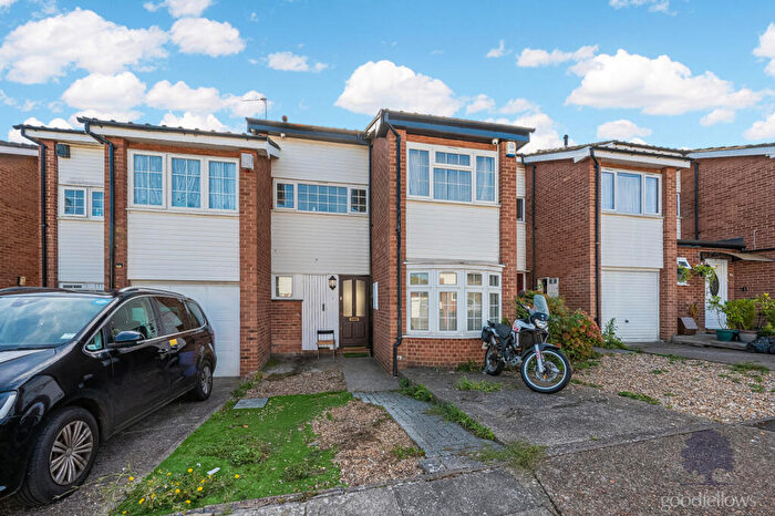 3 Bedroom Terraced House To Rent In Gavina Close, Morden, Surrey, SM4