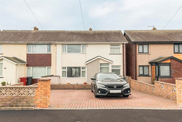 3 Bedroom Semi-Detached House For Sale In West Shore Road, Walney, Barrow-In-Furness, LA14