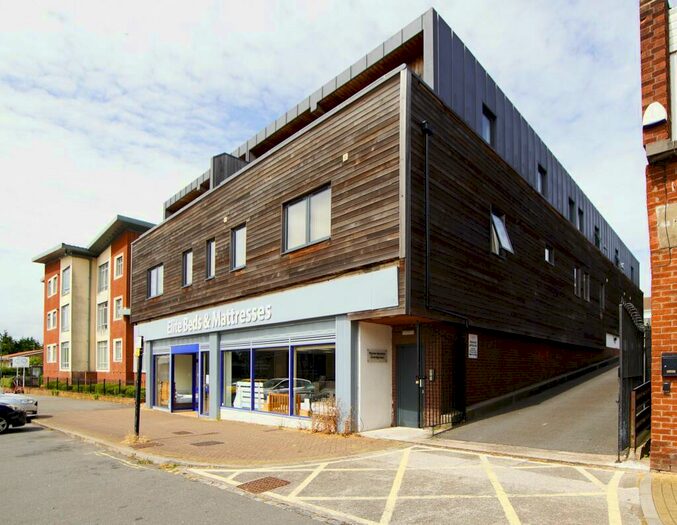 2 Bedroom Apartment To Rent In Brigstowe Apartments, - High Street, Shirehampton, BS11