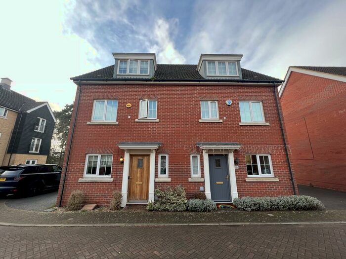 4 Bedroom House To Rent In Thyme Close, Red Lodge, IP28