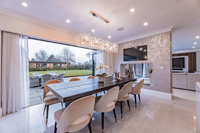 4 Bedroom Detached House For Sale In Station Road, Little Hoole, PR4