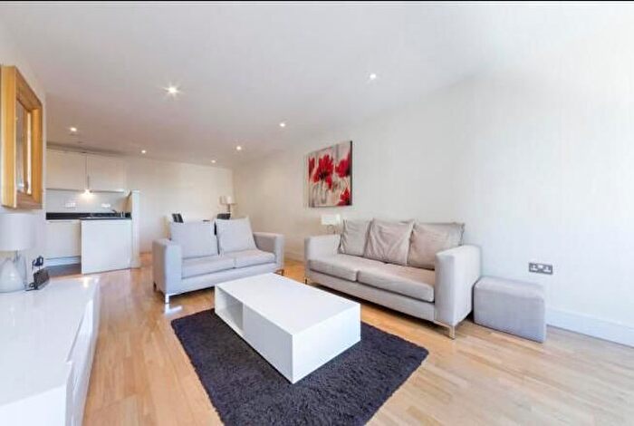 3 Bedroom Flat To Rent In Indescon Square, Tower Hamlets, E14