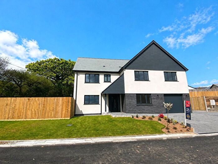 4 Bedroom Detached House For Sale In Kew Venna, Chapel, Launceston, Cornwall, PL15