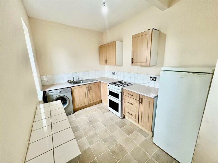 1 Bedroom Flat To Rent In A Gorton Road, Reddish, Stockport, SK5