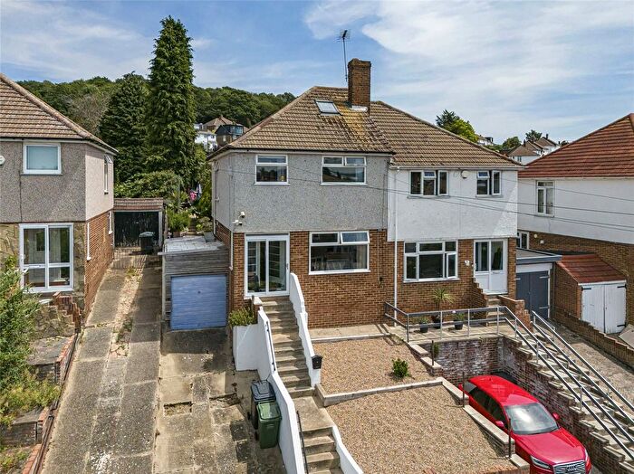 3 Bedroom Semi-Detached House For Sale In Coombfield Drive, Dartford, Kent, DA2